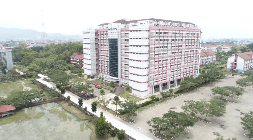 Telkom University landscape frome drone, kampus universitas swasta terbaik di bandung indonesia (1)