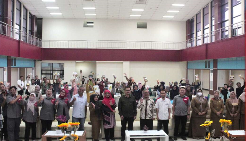 Realizing the Mental Revolution Movement, Telkom University Collaborates to Train Digital-Savvy UMKM.